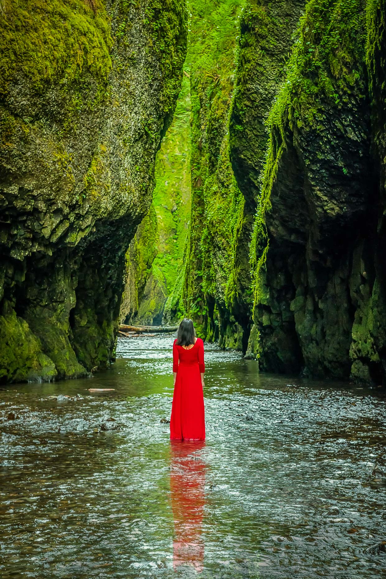 Lady in Red, Oneanta Gorge